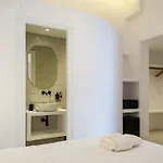 Alana Mykonos