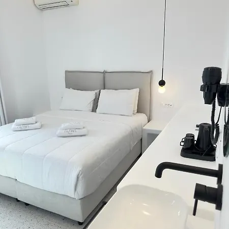 Alana Mykonos אורחן 2*