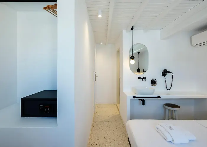 Alana Mykonos 宾馆