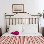 Alana Mykonos Inn