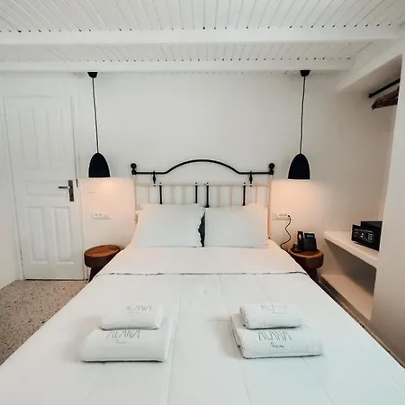 Alana Mykonos